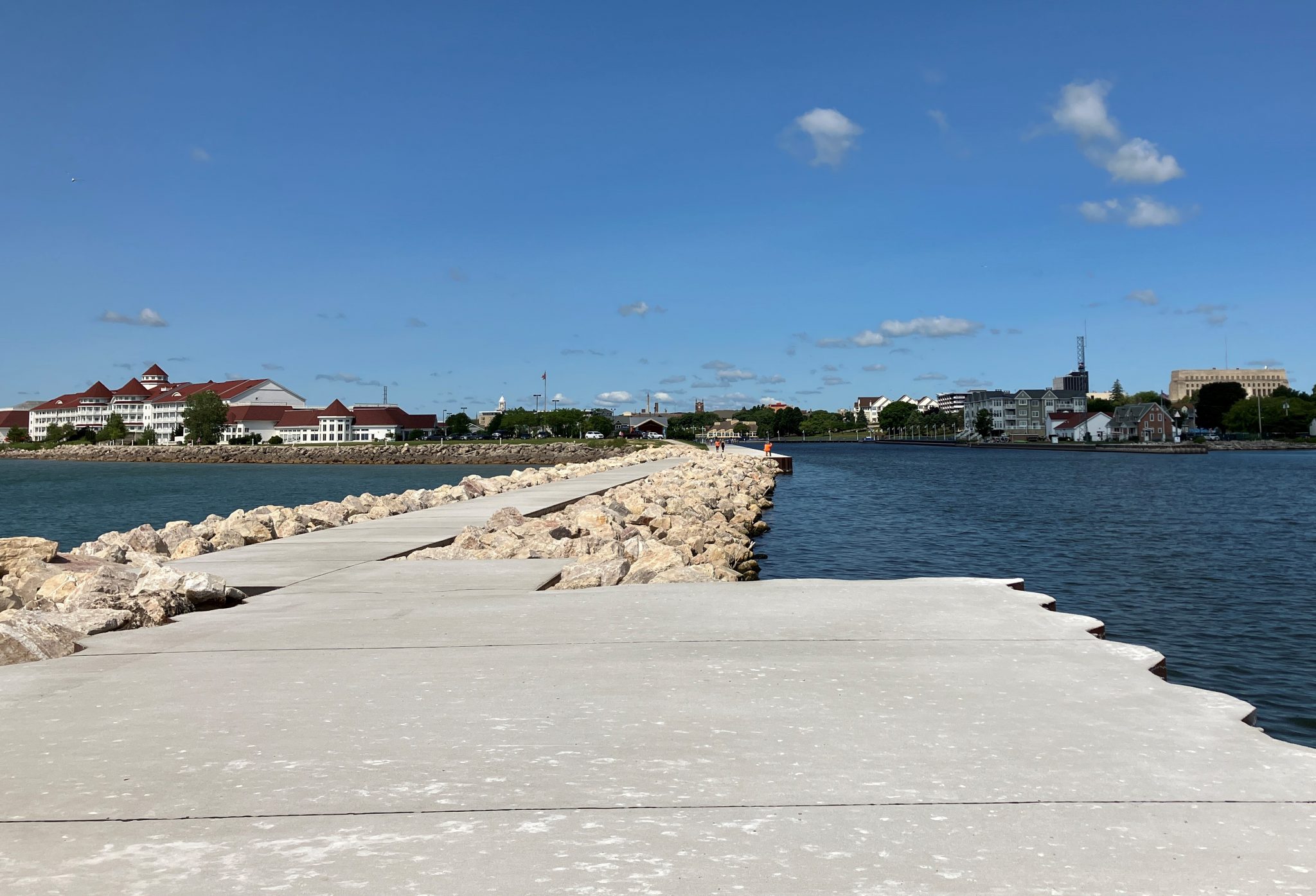 Sheboygan’s South Pier is Open to the Public Again | 1330 & 101.5 WHBL